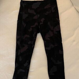 Black camo yogalisious leggings